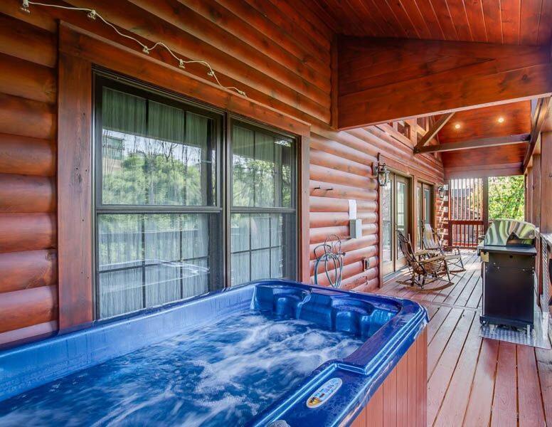 The Buckhorn By Stony Brook Cabins جاتلينبرج المظهر الخارجي الصورة