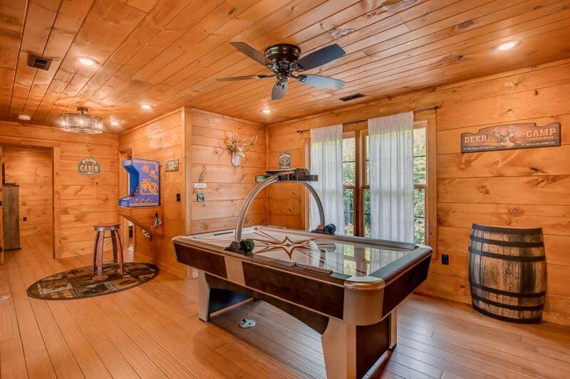The Buckhorn By Stony Brook Cabins جاتلينبرج المظهر الخارجي الصورة