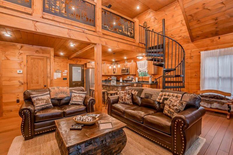 The Buckhorn By Stony Brook Cabins جاتلينبرج المظهر الخارجي الصورة